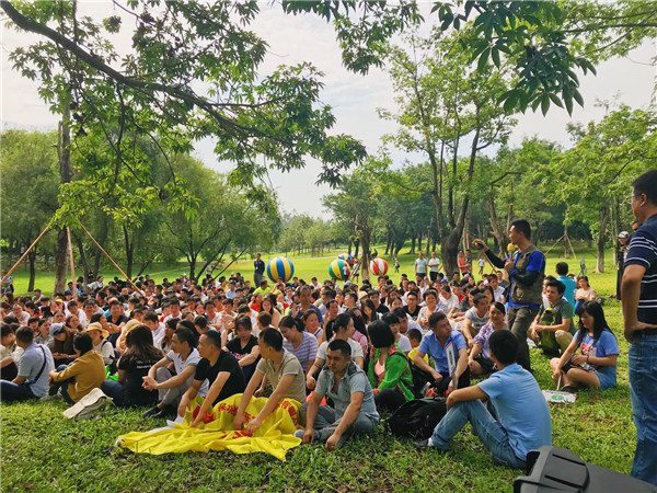 長城電腦公司六百人東莞周邊趣味運(yùn)動會野炊松湖生態(tài)園一日游